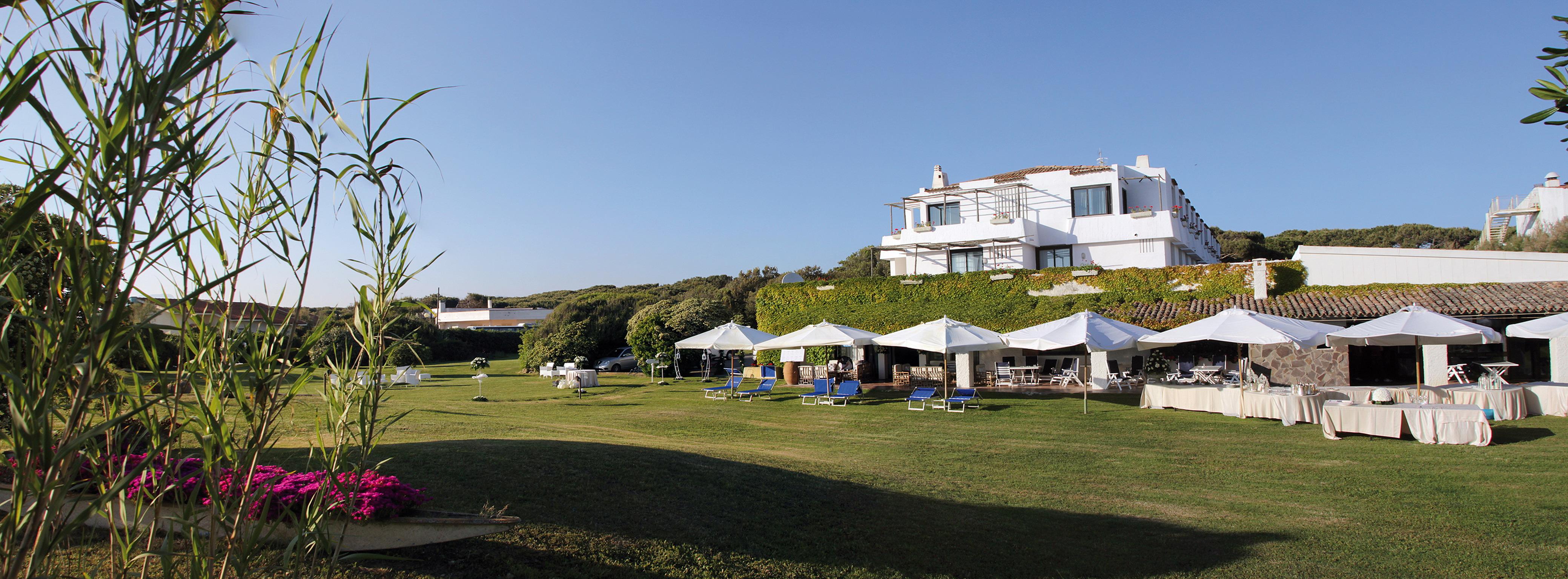 Hotel Della Baia Baia Domizia Exterior foto