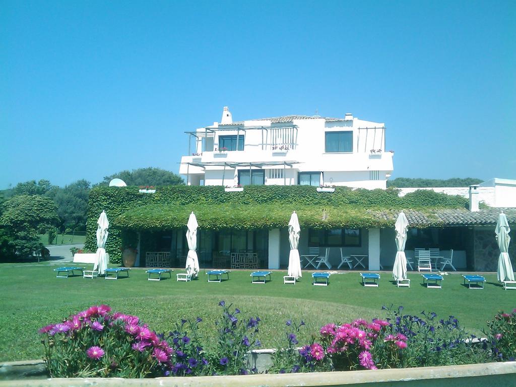 Hotel Della Baia Baia Domizia Exterior foto