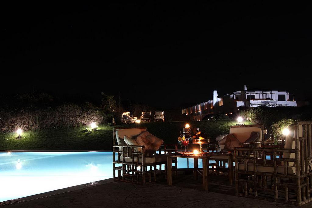 Hotel Della Baia Baia Domizia Exterior foto